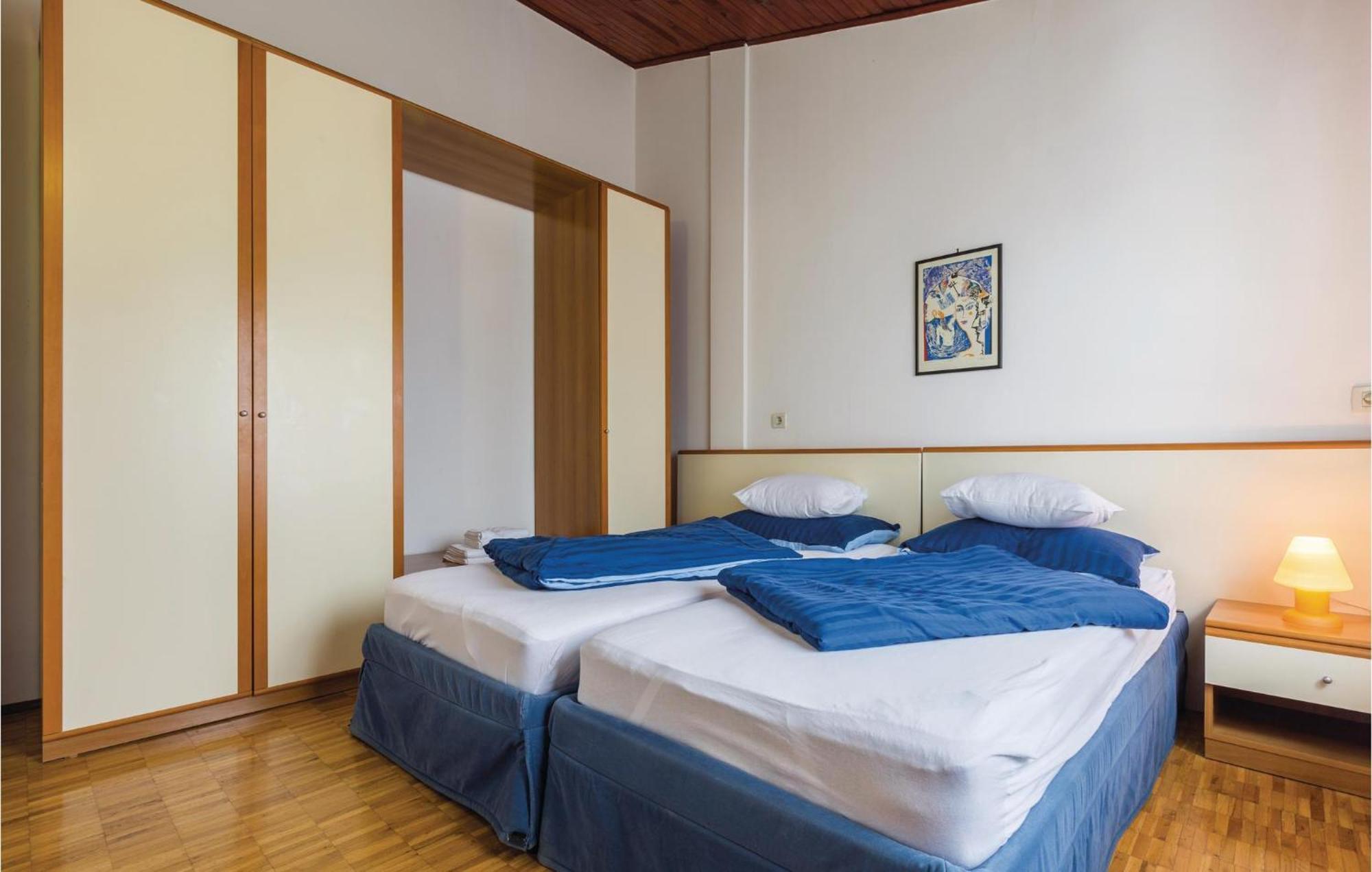 Gorgeous Apartment In Porec With Kitchen מראה חיצוני תמונה