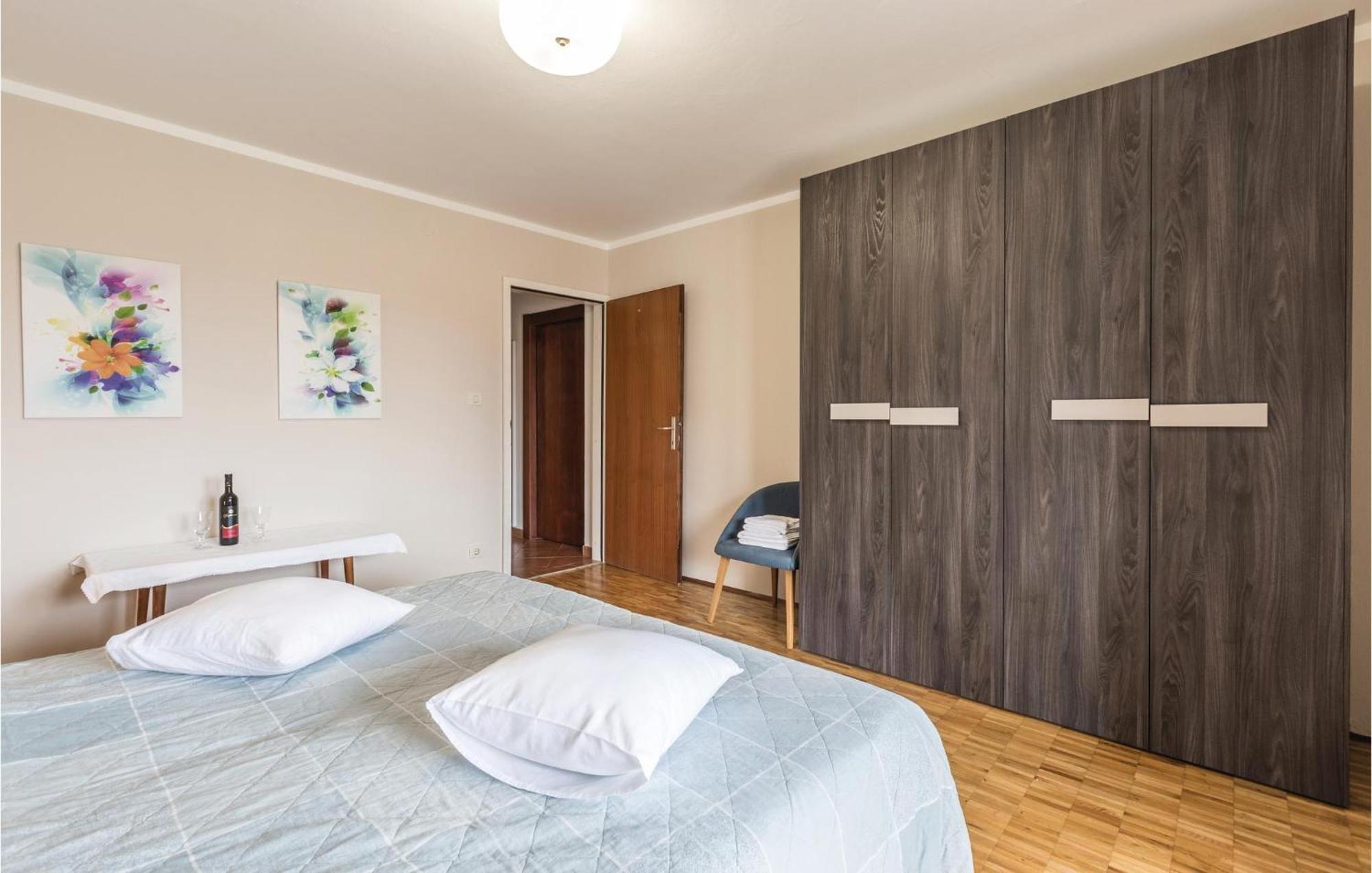 Gorgeous Apartment In Porec With Kitchen מראה חיצוני תמונה